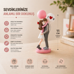 Sevgiliye Hediye Araç İçi Aksesuarı – Balon Tutan Çift Romantik Dekor - 11 cm