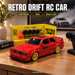 Retro Drift 1:16 Ölçek 4WD Kumandalı RC Drift Araba - 8 Renk Neon LED
