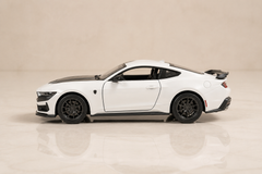 2024 Ford Mustang Dark Horse Metal Çek Bırak Araç 12 cm - 4 Renk Seçeneği
