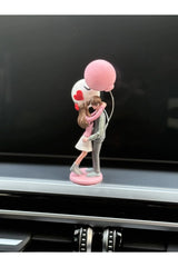 Sevgiliye Hediye Araç İçi Aksesuarı – Balon Tutan Çift Romantik Dekor - 11 cm