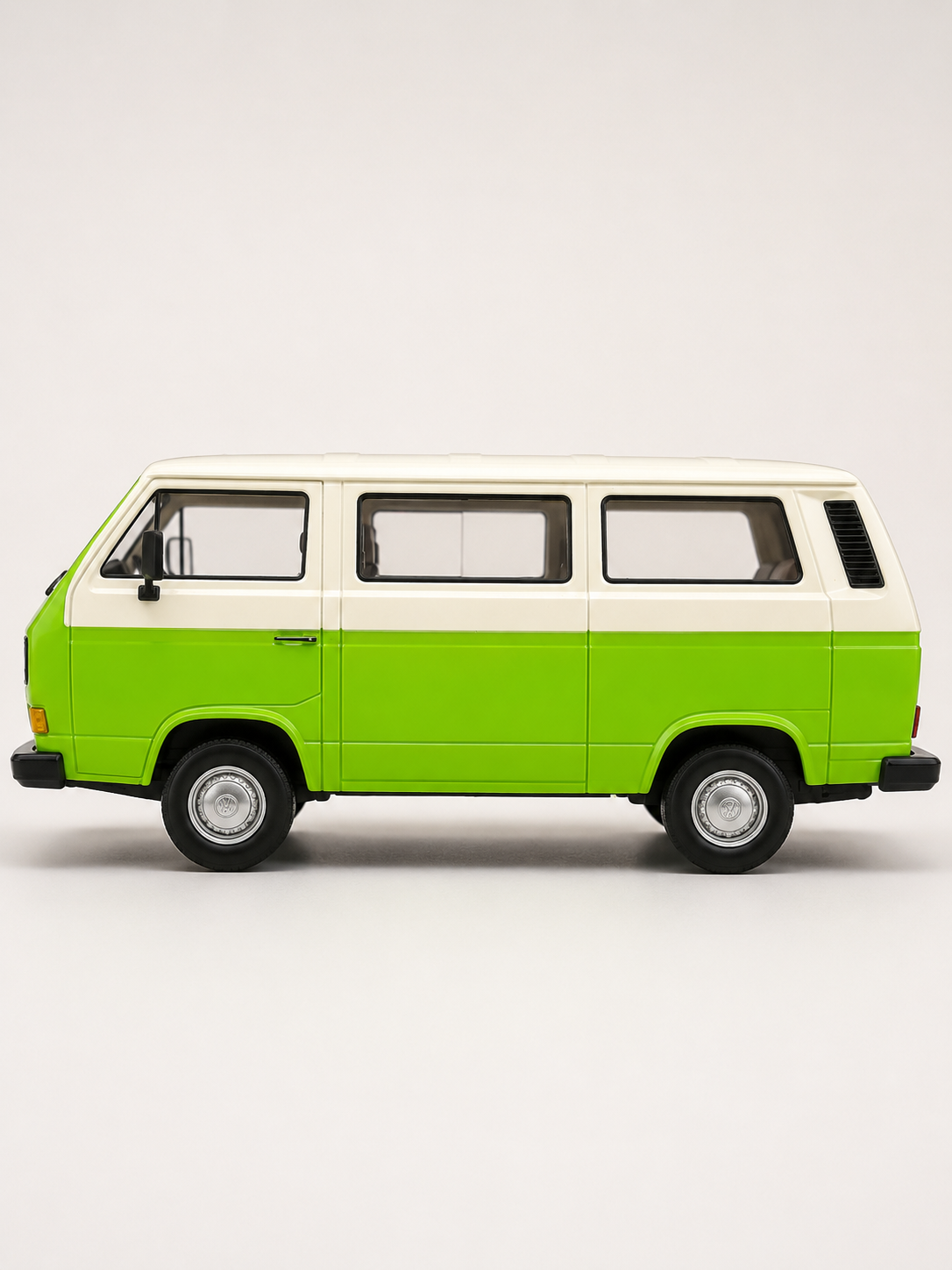 Volkswagen Type 2 1:24 Nostaljik Metal Araba Hediyelik Esya