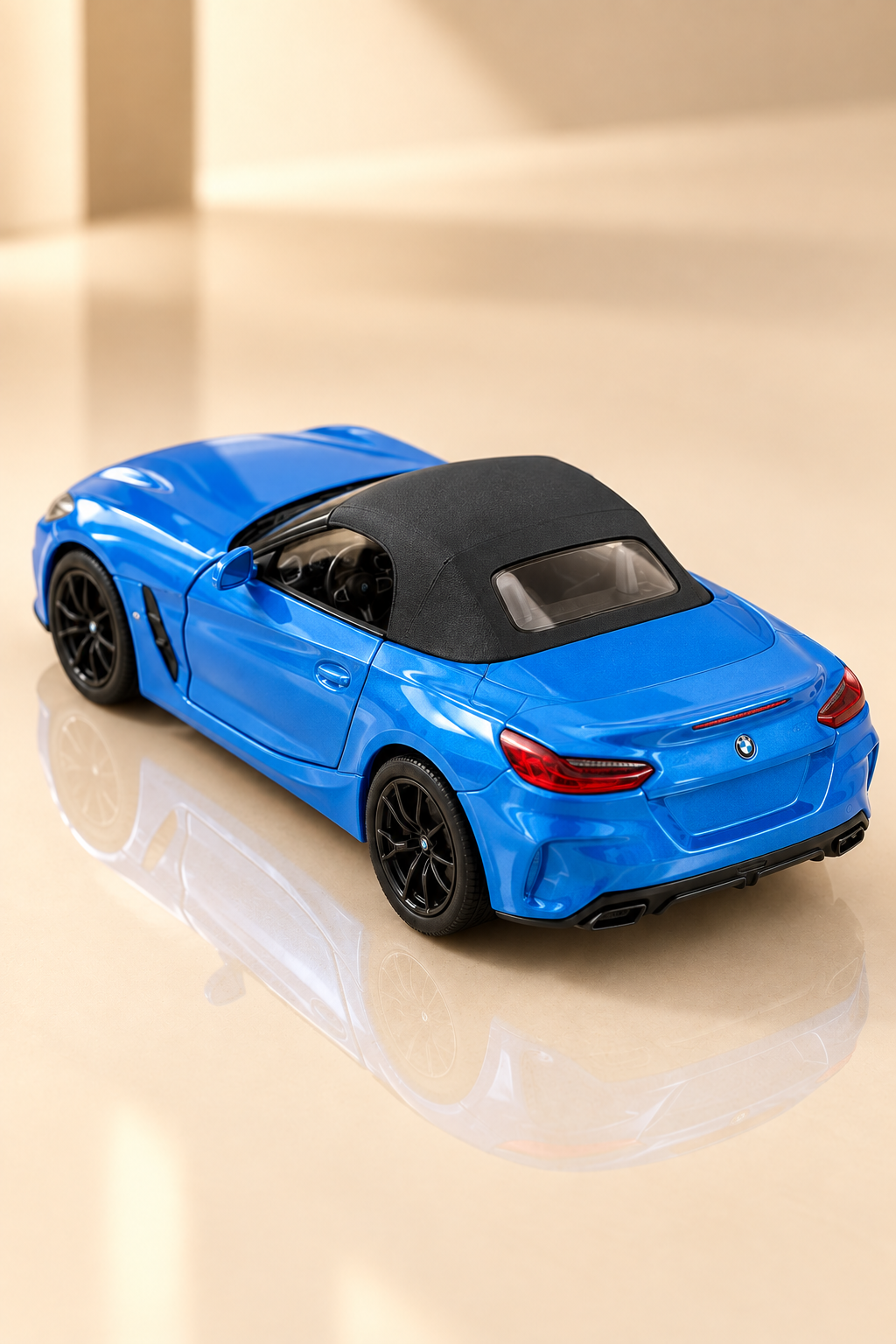 BMW Z4 Cabrio 12 cm Çek Bırak Metal Model Araba - Renk Seçenekli
