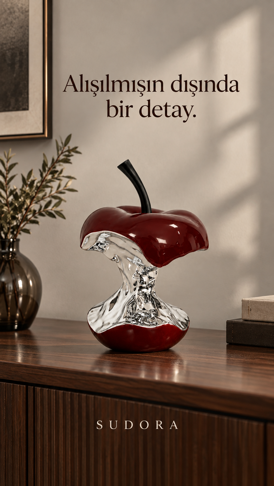 SUDORA Elma Biblosu Bordo Gümüş Detaylı Reçine Dekor 18 cm