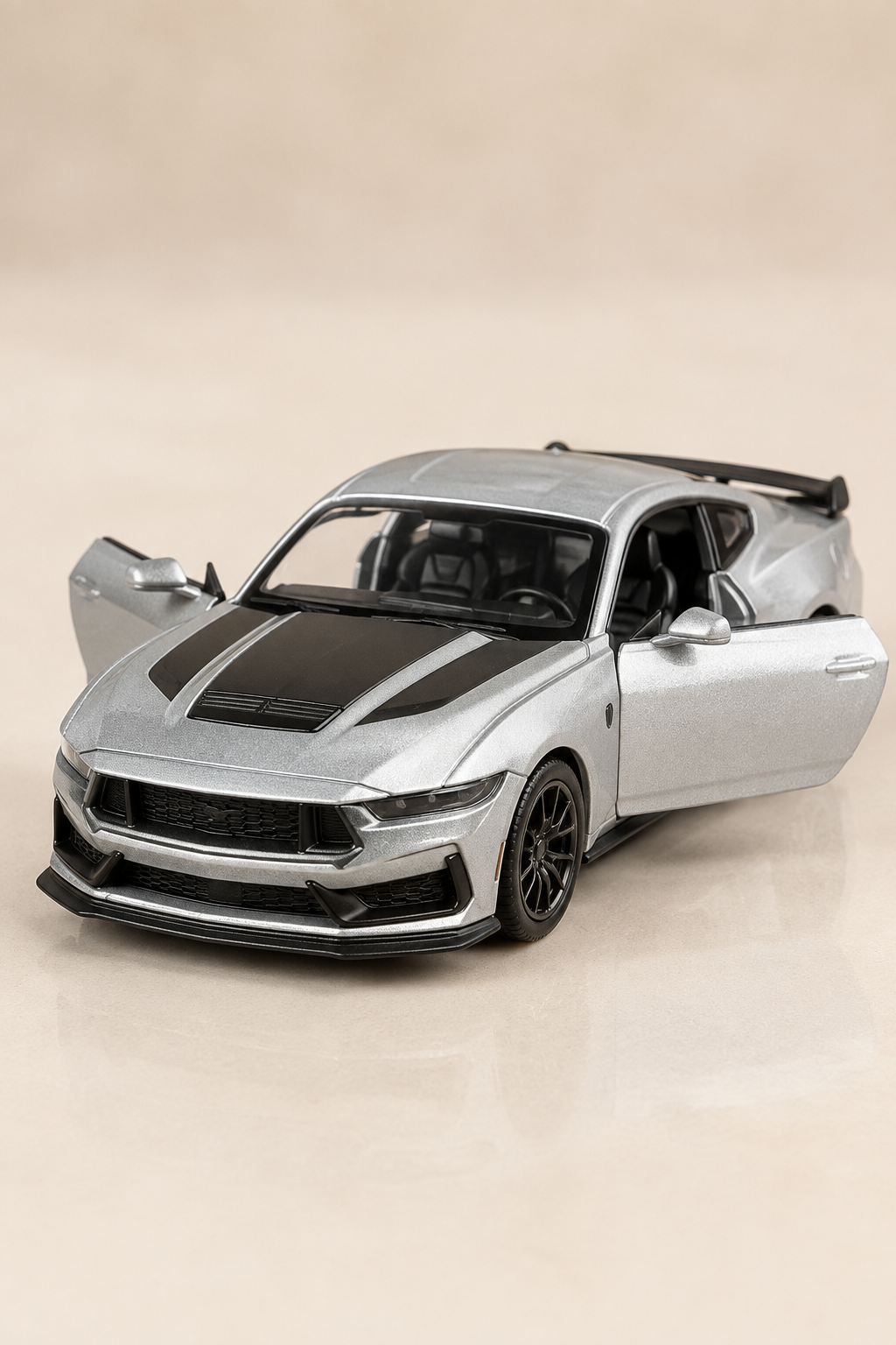 2024 Ford Mustang Dark Horse Metal Çek Bırak Araç 12 cm - 4 Renk Seçeneği