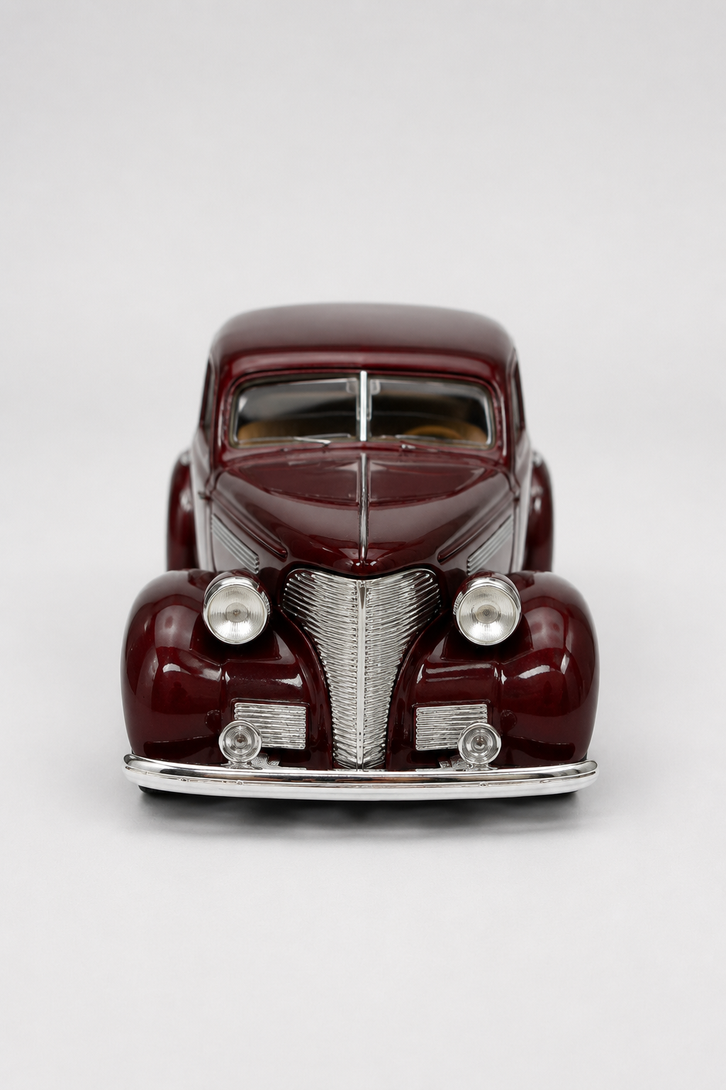 1939 Chevrolet Coupe - 1:24 Nostaljik Metal Araba Hediyelik Esya