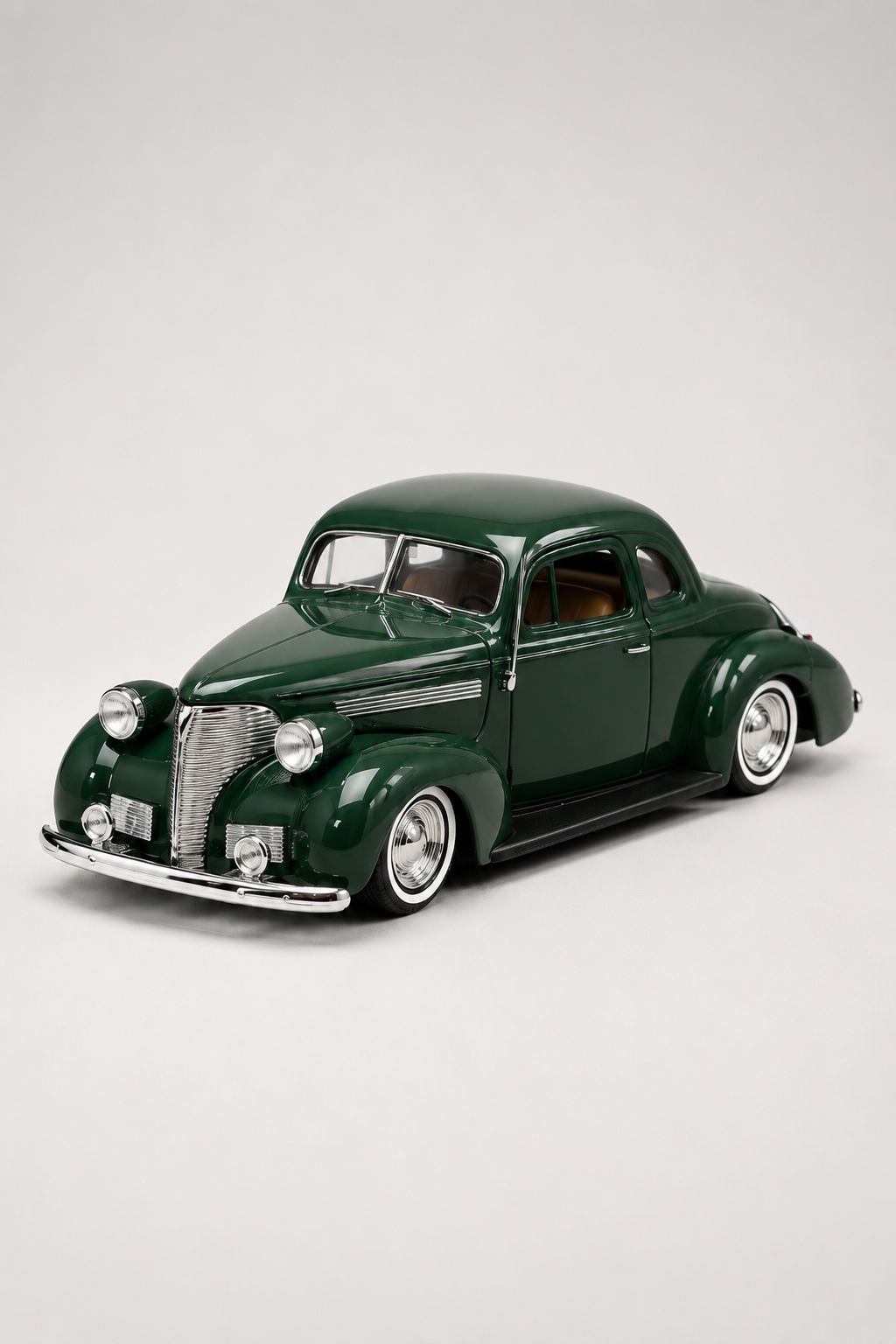 1939 Chevrolet Coupe - 1:24 Nostaljik Metal Araba Hediyelik