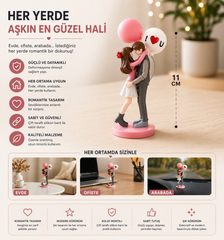 Sevgiliye Hediye Araç İçi Aksesuarı – Balon Tutan Çift Romantik Dekor - 11 cm