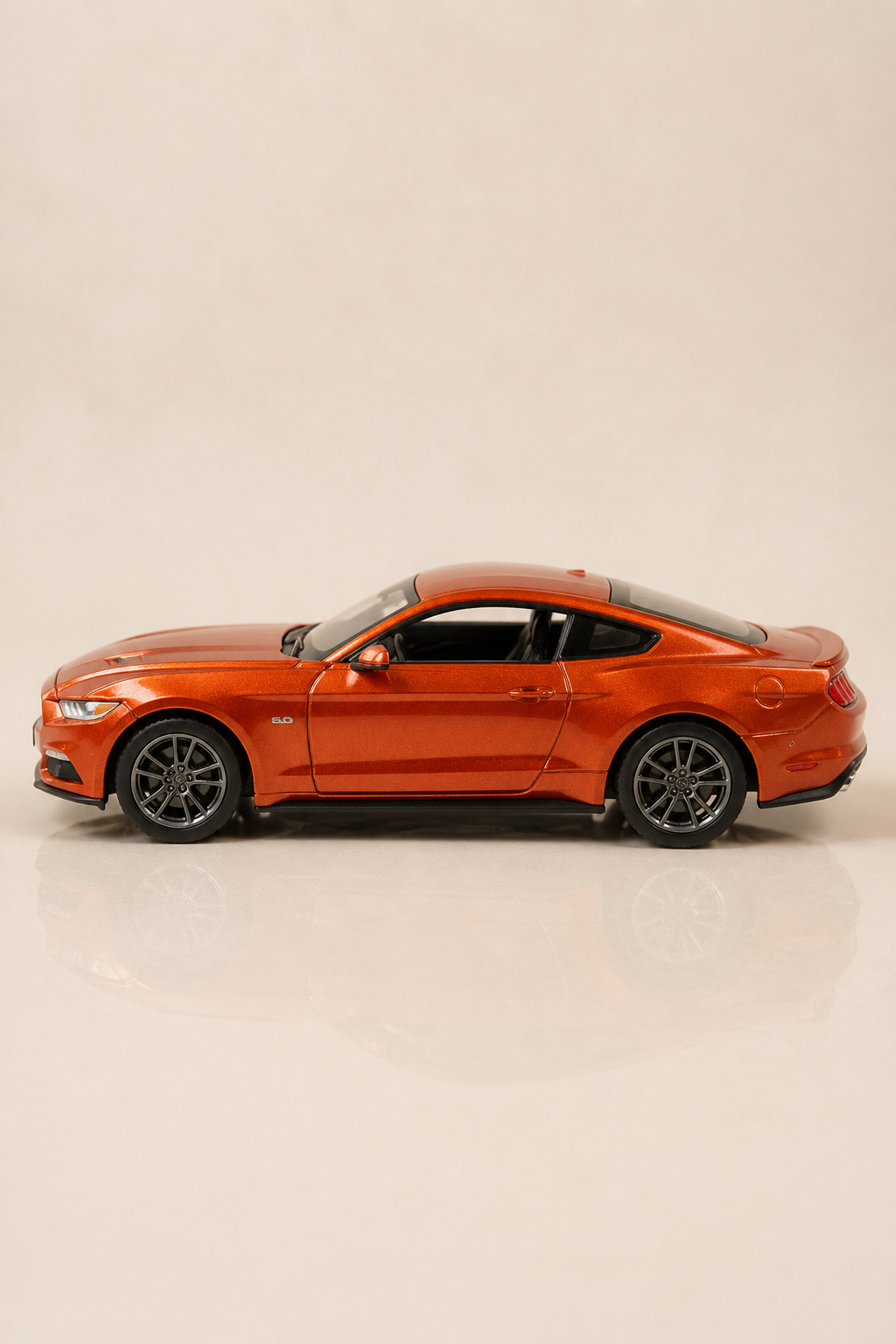 2015 Ford Mustang GT Metal Çek Bırak Araç 12 cm - 4 Renk Seçeneği