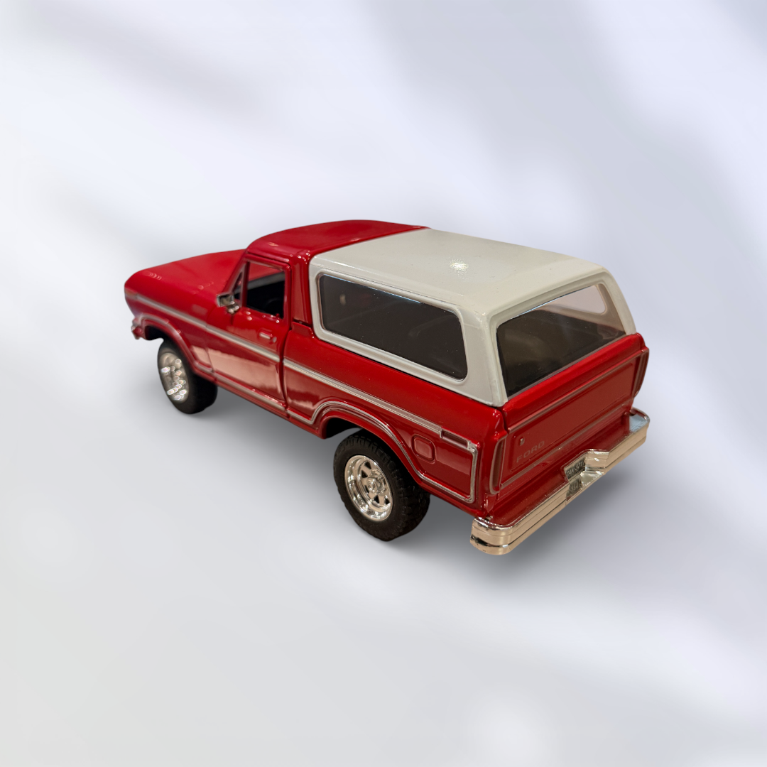 1978 Ford Bronco 1:24 Ölçek Metal Model Araba