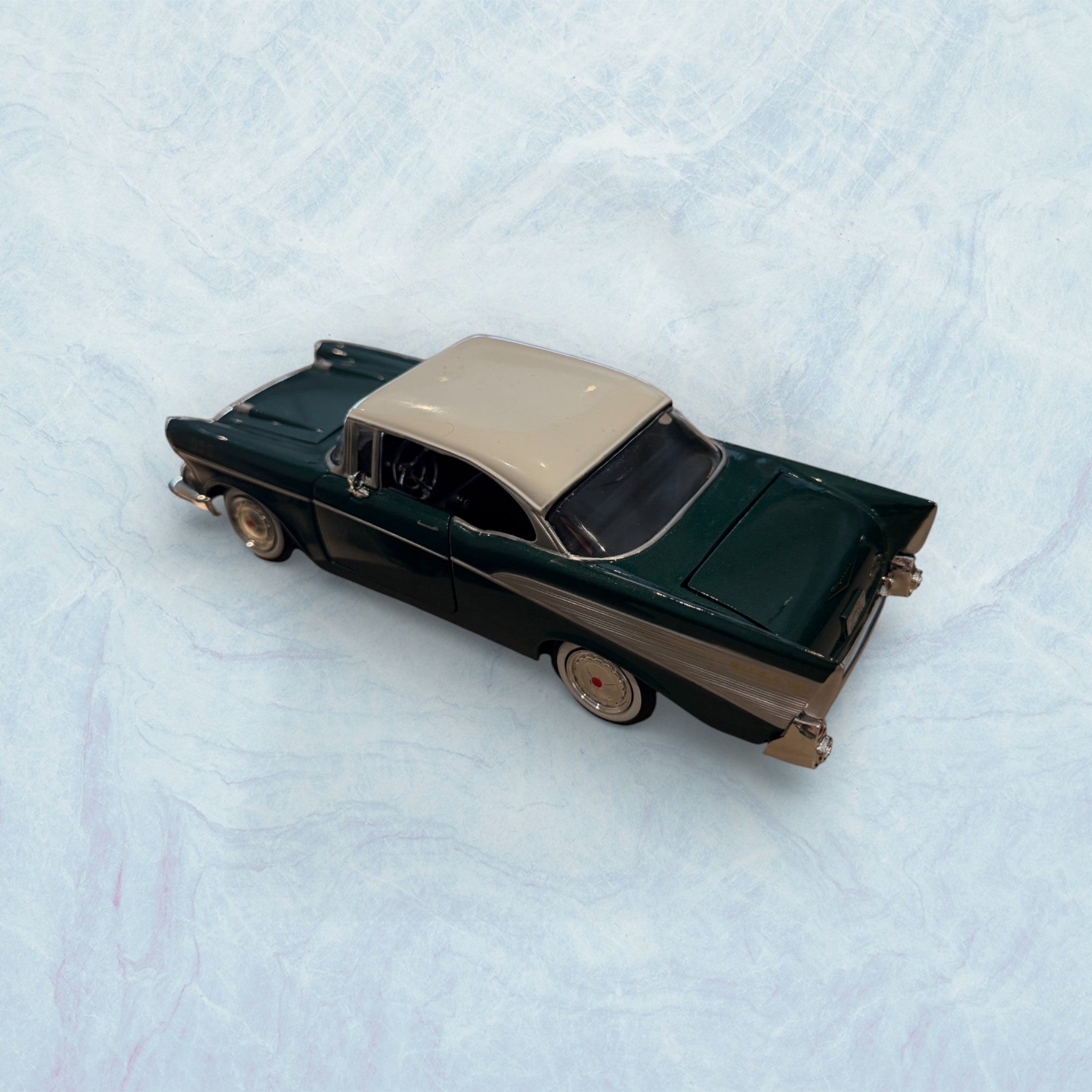 1957 Model Chevy 1:24 Ölçek Metal Araba