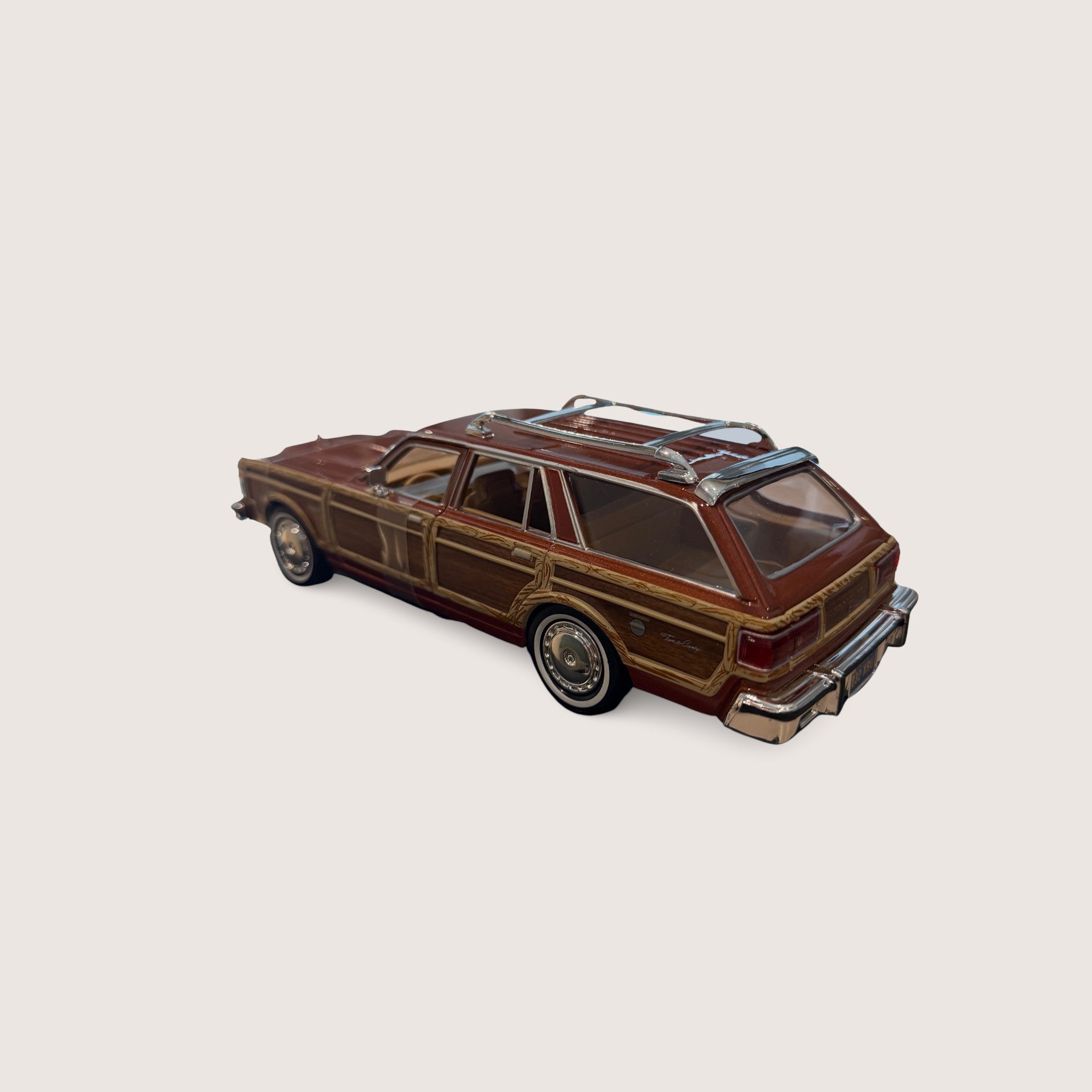 1974 Chrysler Lebaron 1:24 Ölçek Metal Araba